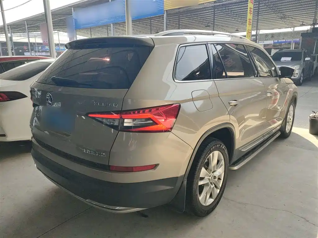 Škoda Kodiaq 2018 TSI330 5-seat FWD Luxury Premium фото 23