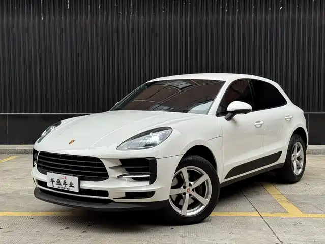 Porsche Macan 2020