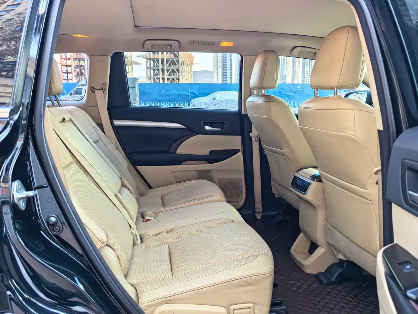 Toyota Highlander 2015 2.0T AWD Luxury Edition 7-seater фото 9