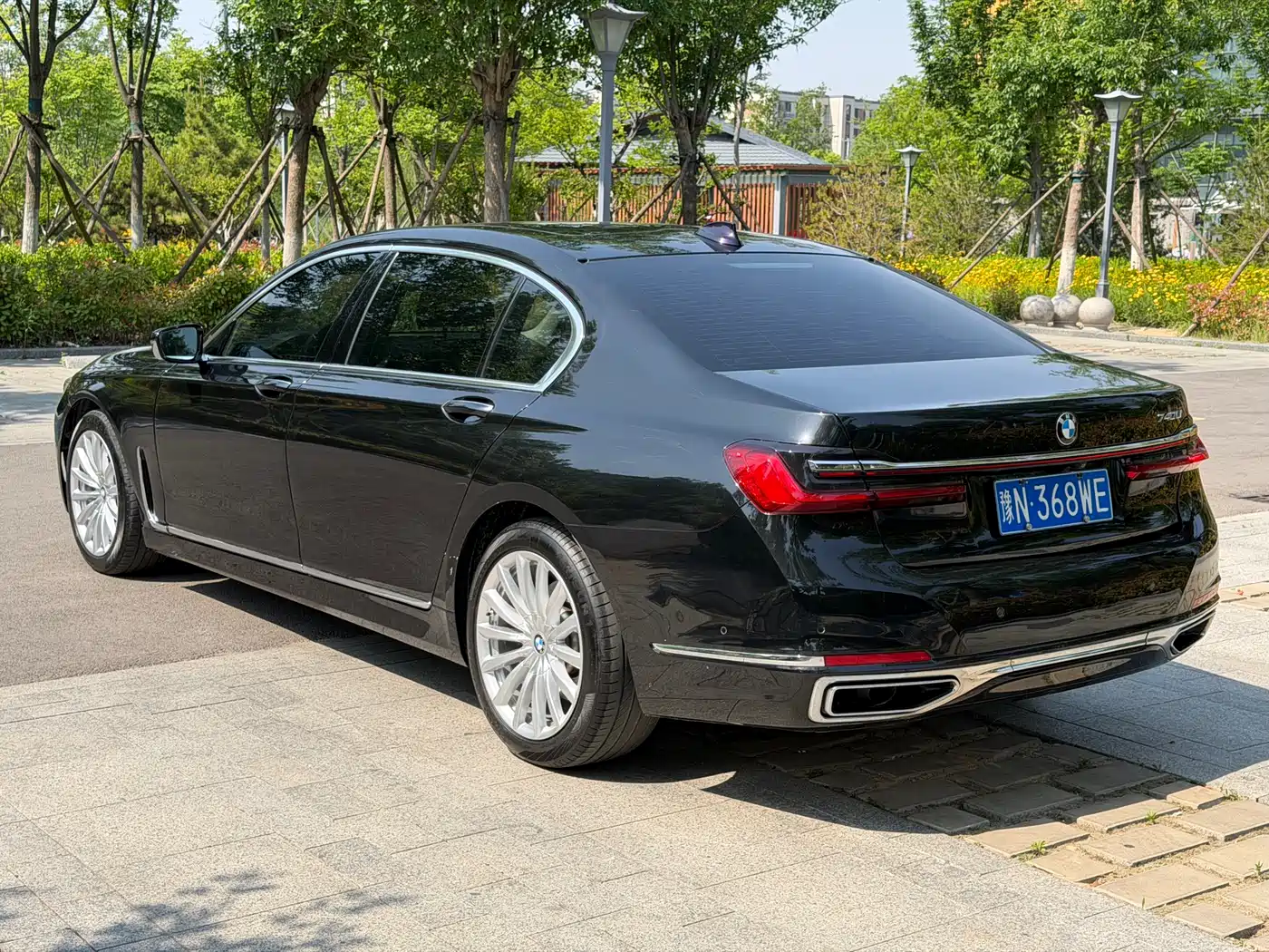 BMW 7 Series 2021 Model 730Li Luxury Package фото 4