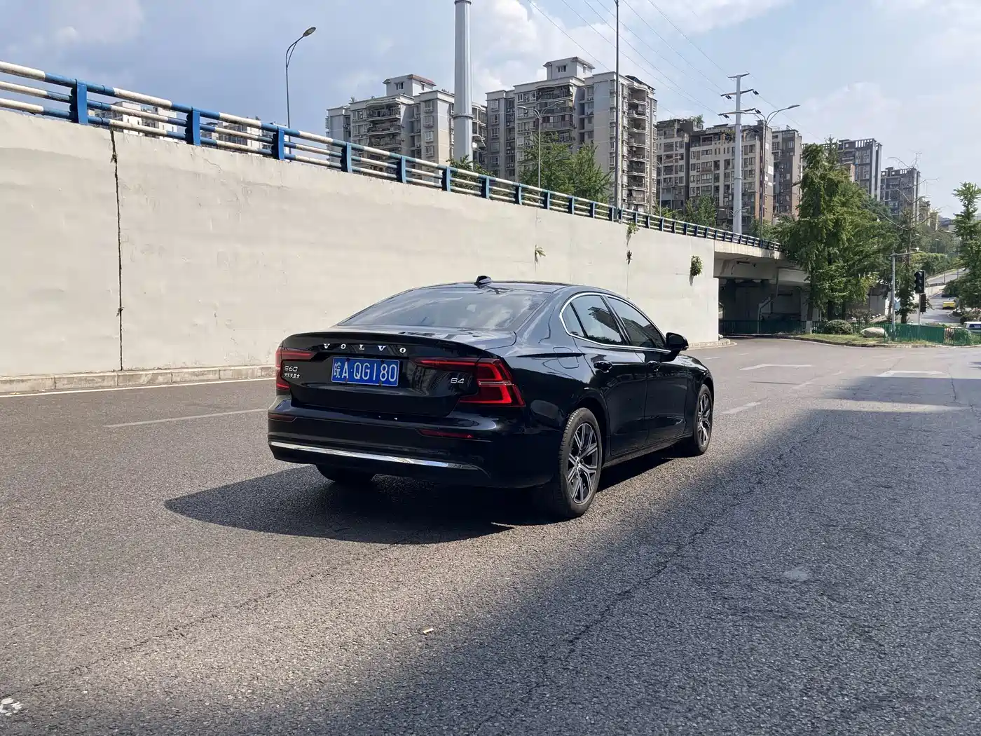 Volvo S60 2025 2025 B4 Smart Luxury Edition