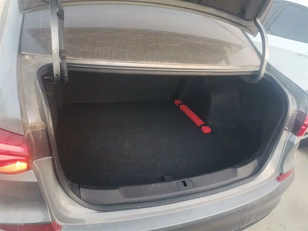 Chevrolet Monza 2022 320 Automatic Enjoyment Sunroof Edition фото 9