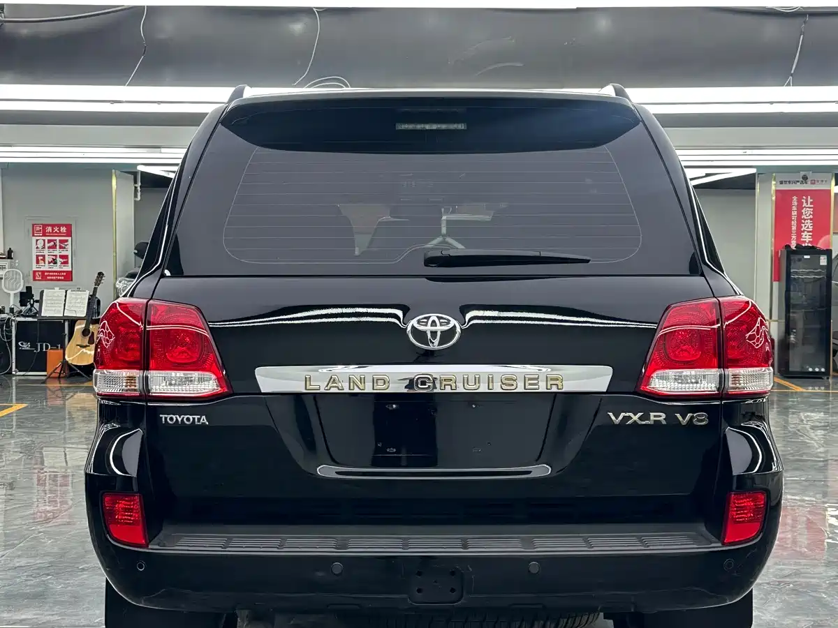 Toyota Land Cruiser 2011 2010 Model 4.7L Automatic VX