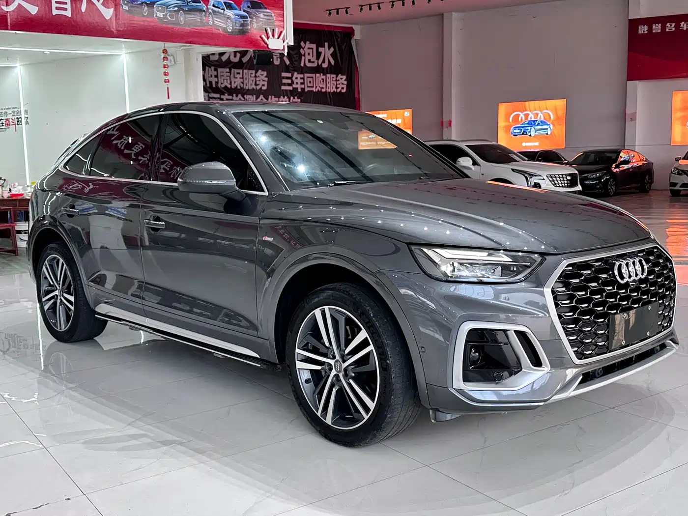 Audi Q5L Sportback 2021 40 TFSI Luxury фото 3