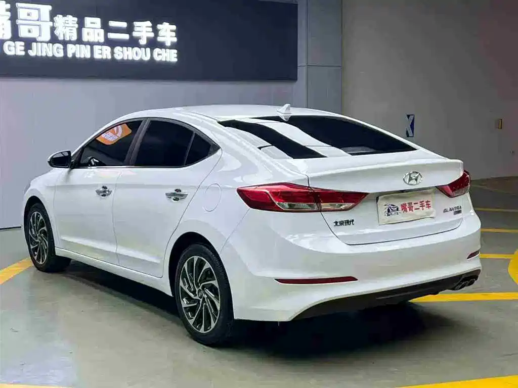 Hyundai Elantra 2020 1.4T DCT Dynamic·Vitality фото 9