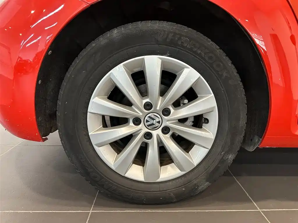 Volkswagen Beetle 2019 2018 180TSI Easy Joy Edition