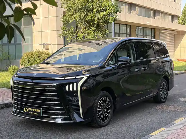 Forthing Xinghai V9 1.5TD 200km, Высота, Ladder, Премиум