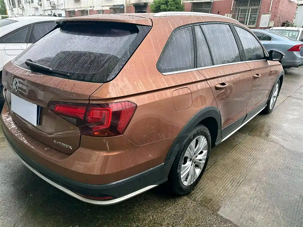 Volkswagen C-TREK 2017 1.6L Automatic Luxury фото 7
