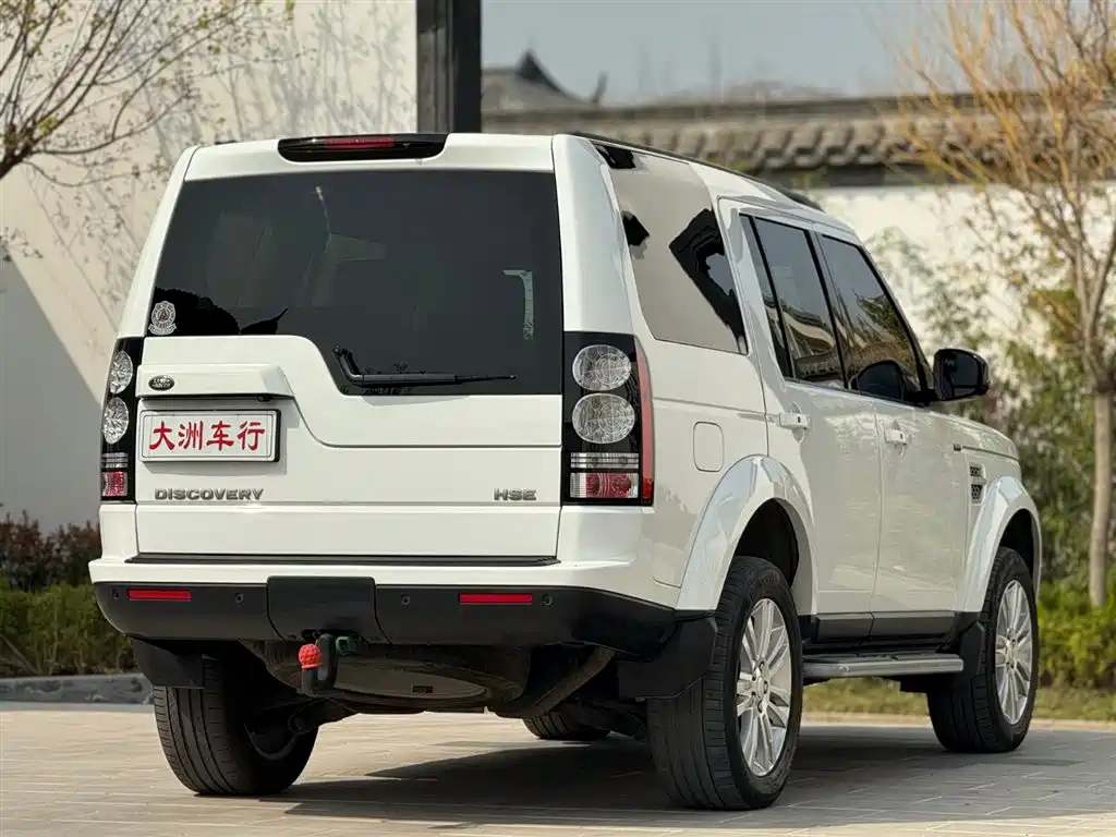 Land Rover Discovery 2015 3.0 SDV6 HSE Diesel фото 6
