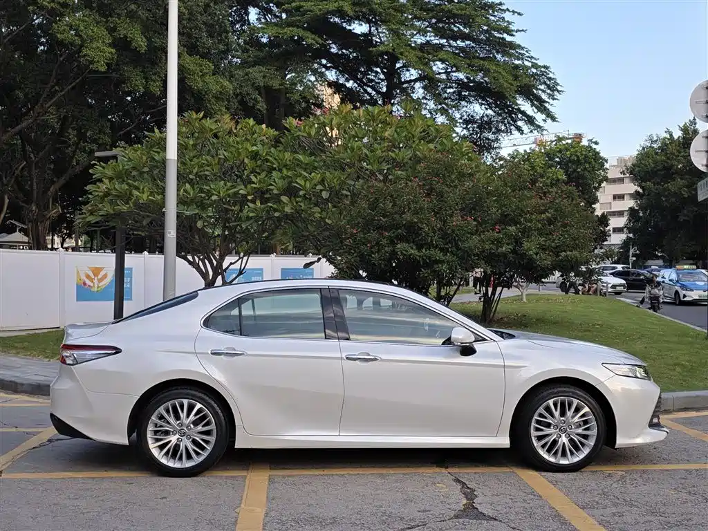 Toyota Camry 2019 Facelift 2.5G Luxury Edition фото 24