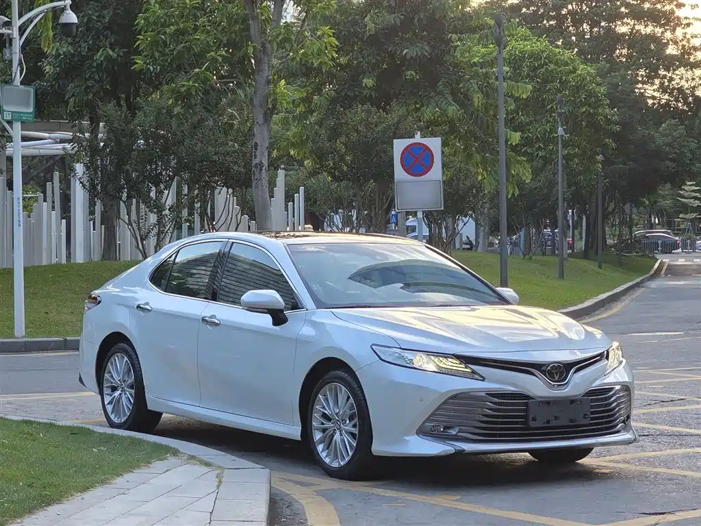Toyota Camry 2019 Facelift 2.5G Luxury Edition фото 25