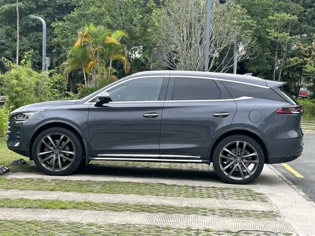 BYD Tang New Energy 2018 DM 2.0T AWD Smart Connection Enjoy Edition 7-Seater China V фото 7