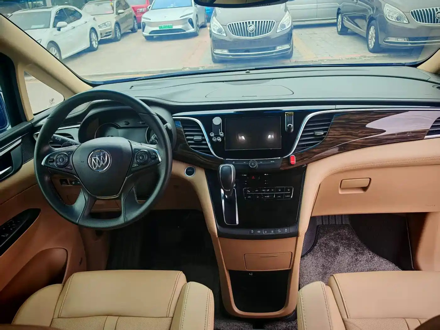 Buick GL8 2017 ES 28T Flagship China V фото 4