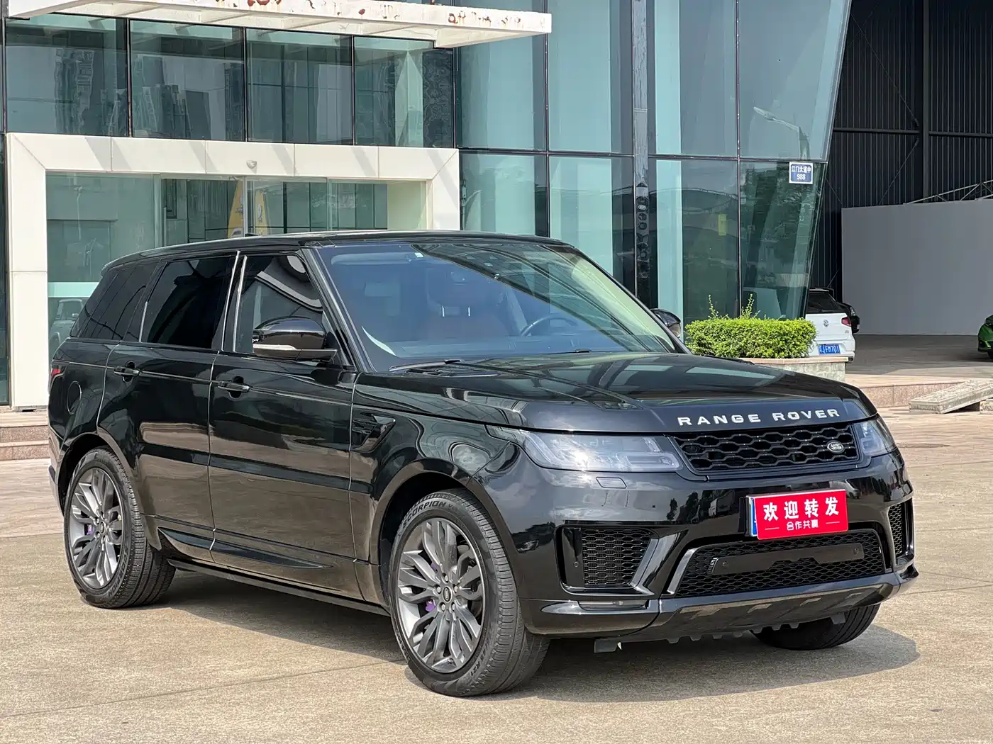 Land Rover Range Rover Sport 2017 3.0 SC V6 HSE DYNAMIC фото 3