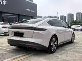Фото 8 - NIO ET5