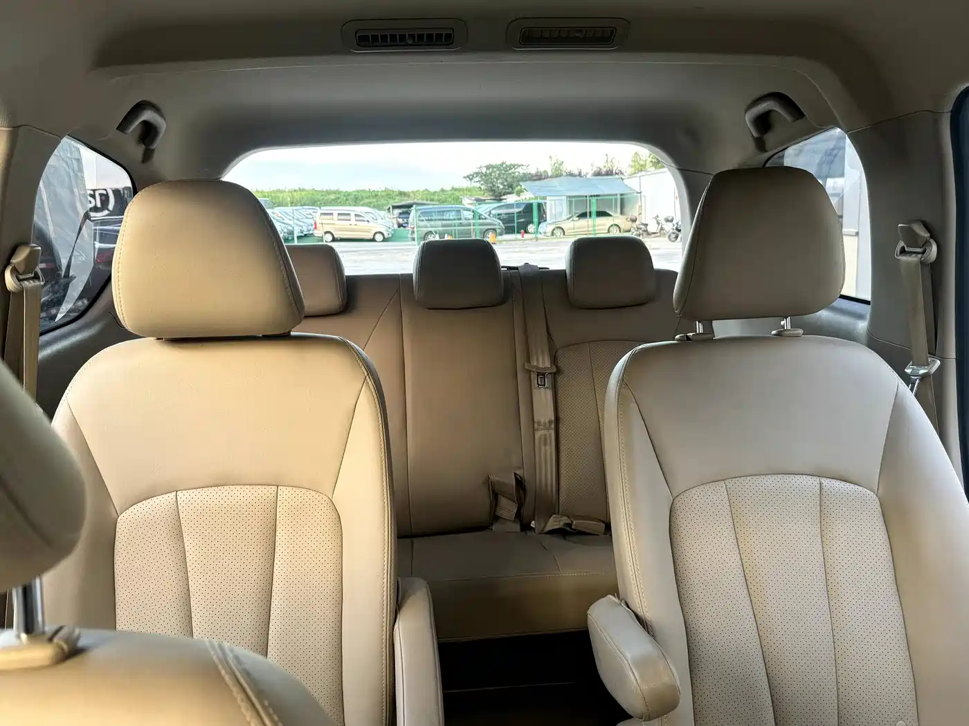 Baojun 730 2015 2014 1.5L Manual Comfort 7-seater