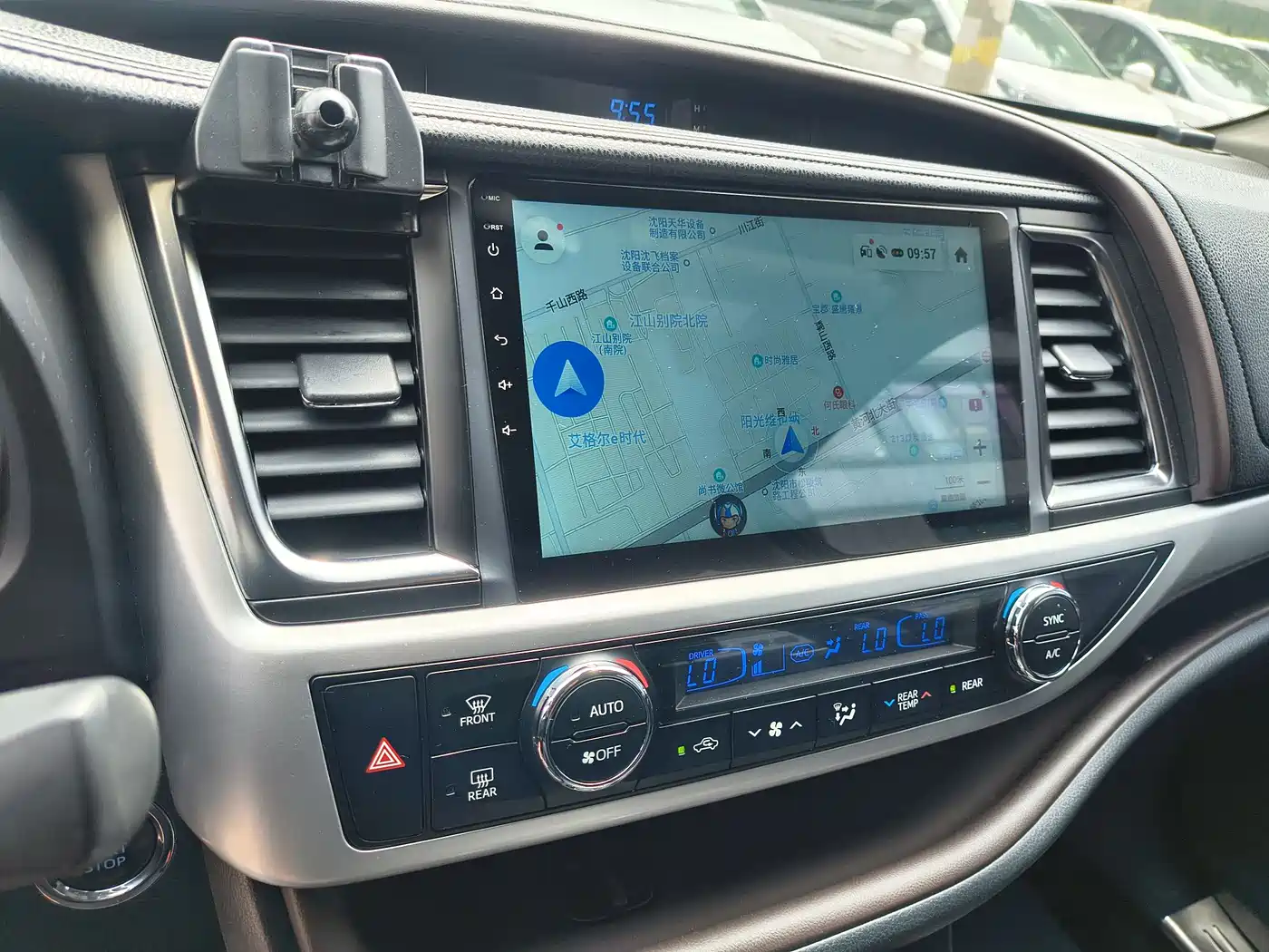 Toyota Highlander 2018 2.0T 4WD Luxury 7-seater (China V) фото 13