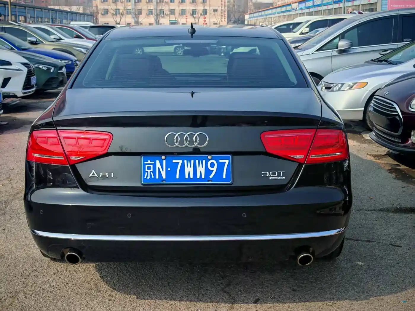 Audi A8 2012 A8L 45 TFSI quattro Comfort фото 3