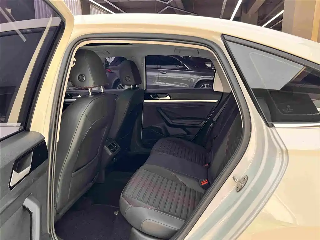 Volkswagen Lavida, миниатюра 10