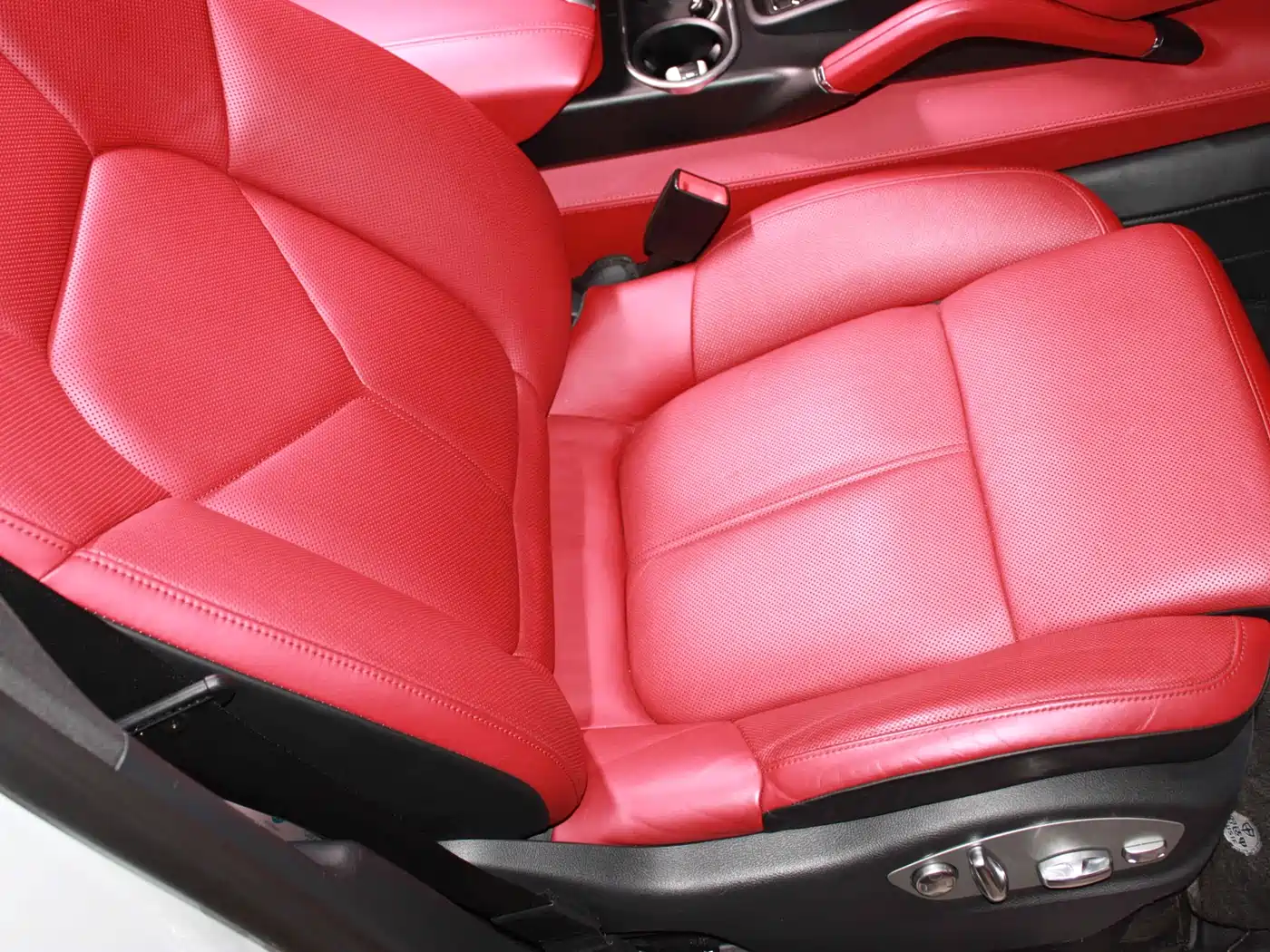 Porsche Cayenne 2014 Cayenne Platinum Edition 3.0T фото 22
