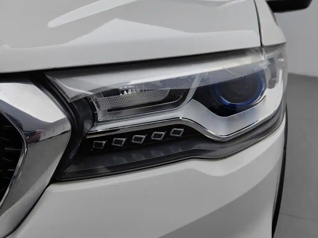 Haval H1 2017 2016 Facelift Blue Label 1.5L AMT Luxury