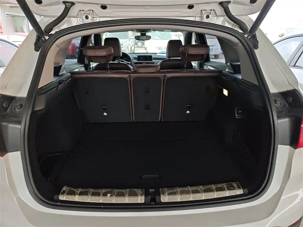 BMW X1 2016 xDrive20Li Luxury Model фото 19