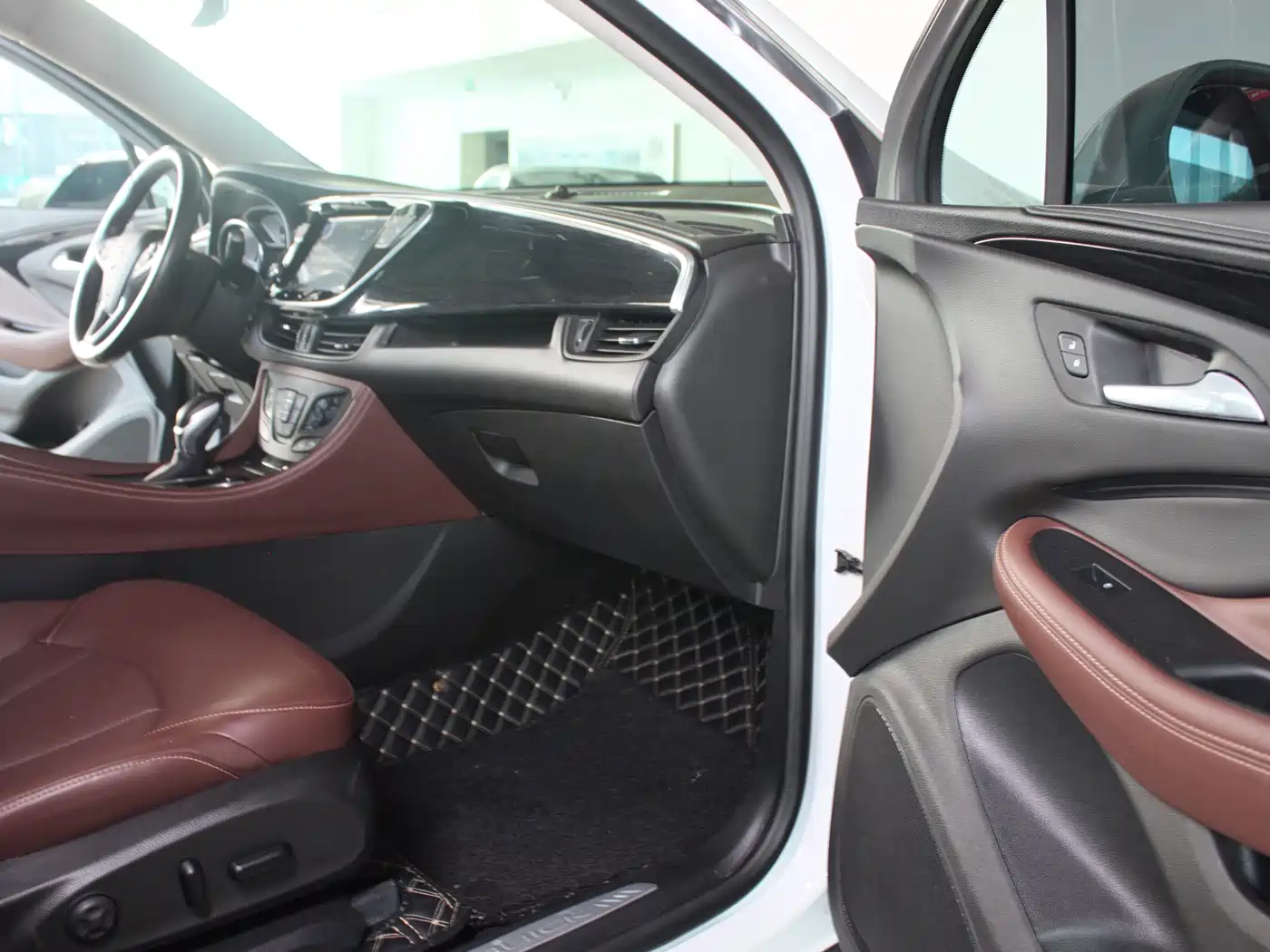 Buick Envision Plus 2021 532T FWD Luxury Trim фото 15