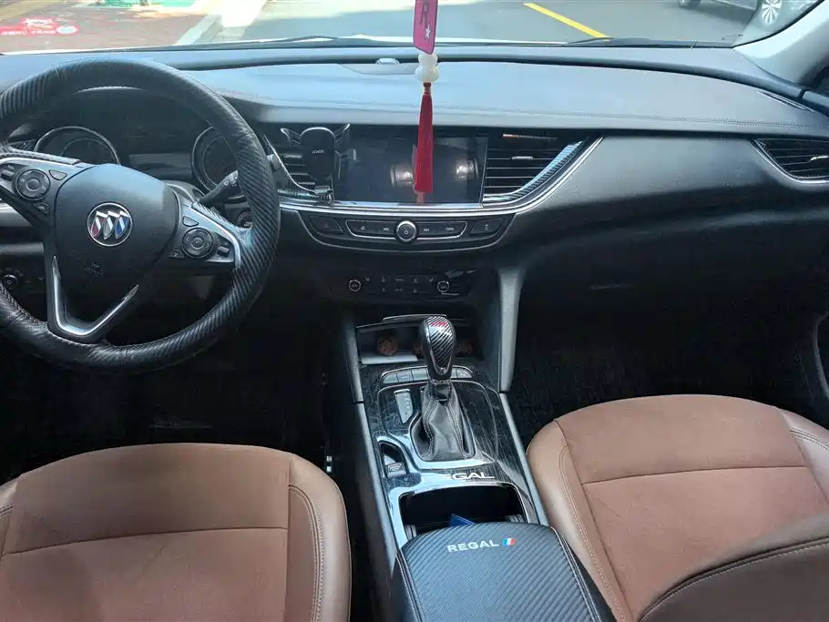 Buick Regal 2019 20T Elite China VI фото 12