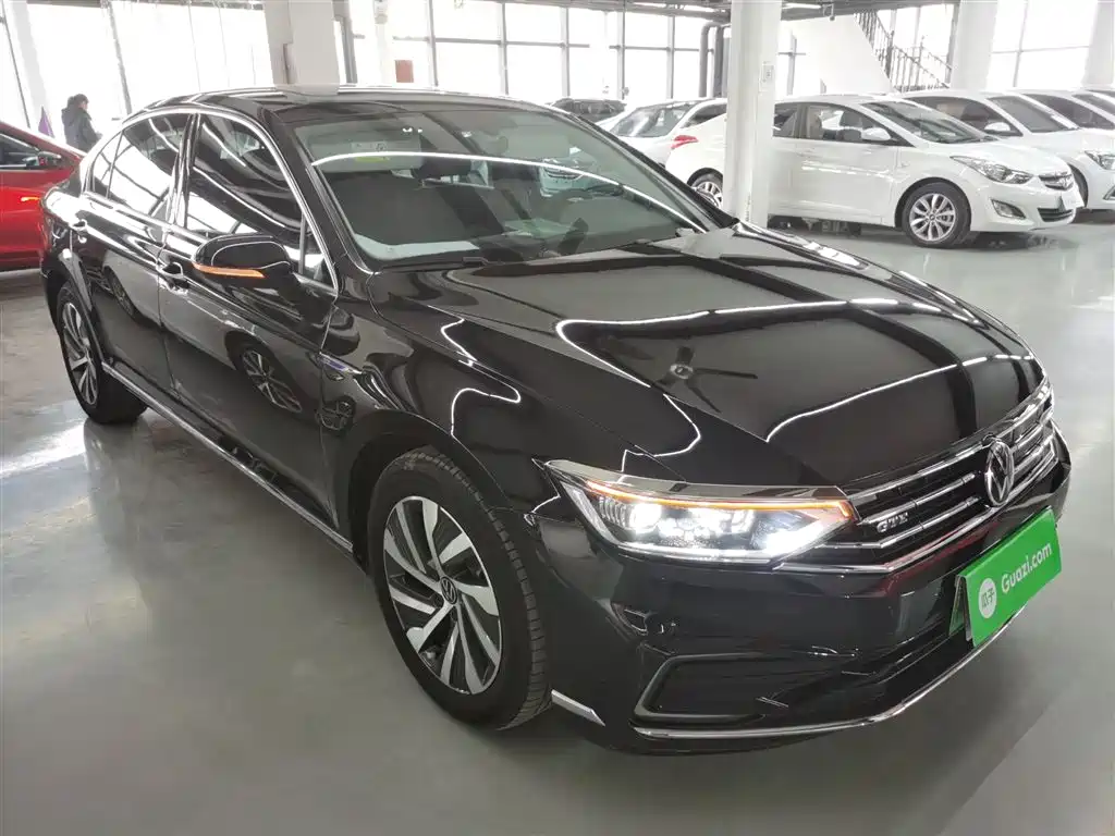 Volkswagen Magotan GTE Plug-in Hybrid 2022 GTE Luxury фото 20