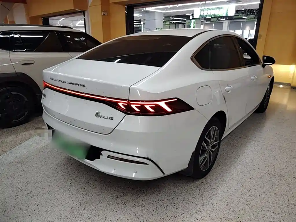 BYD Qin PLUS 2023 Champion Edition EV 510KM Leading Type фото 7
