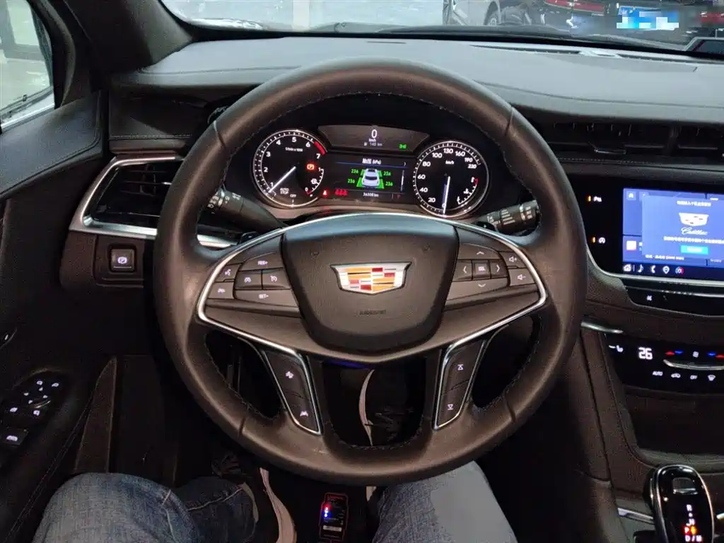 Cadillac XT5 2023 2.0T 2WD Fashion Edition фото 8