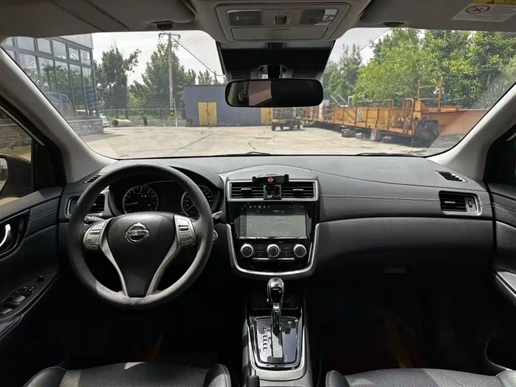 Nissan Tiida 2024 2023 1.6L CVT Smart Drive Edition