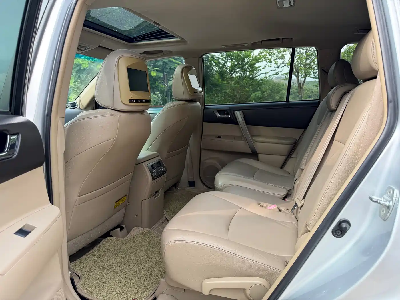 Toyota Highlander 2010 2009 3.5L 4WD 7-seater Luxury Edition