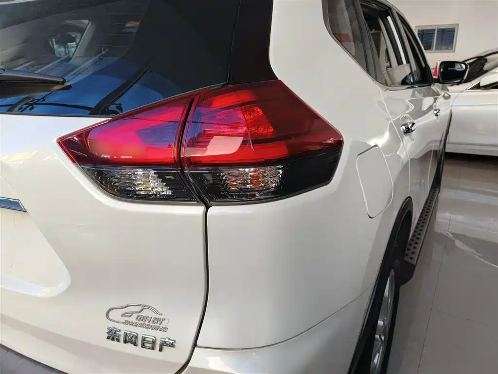 Nissan X-Trail, миниатюра 8
