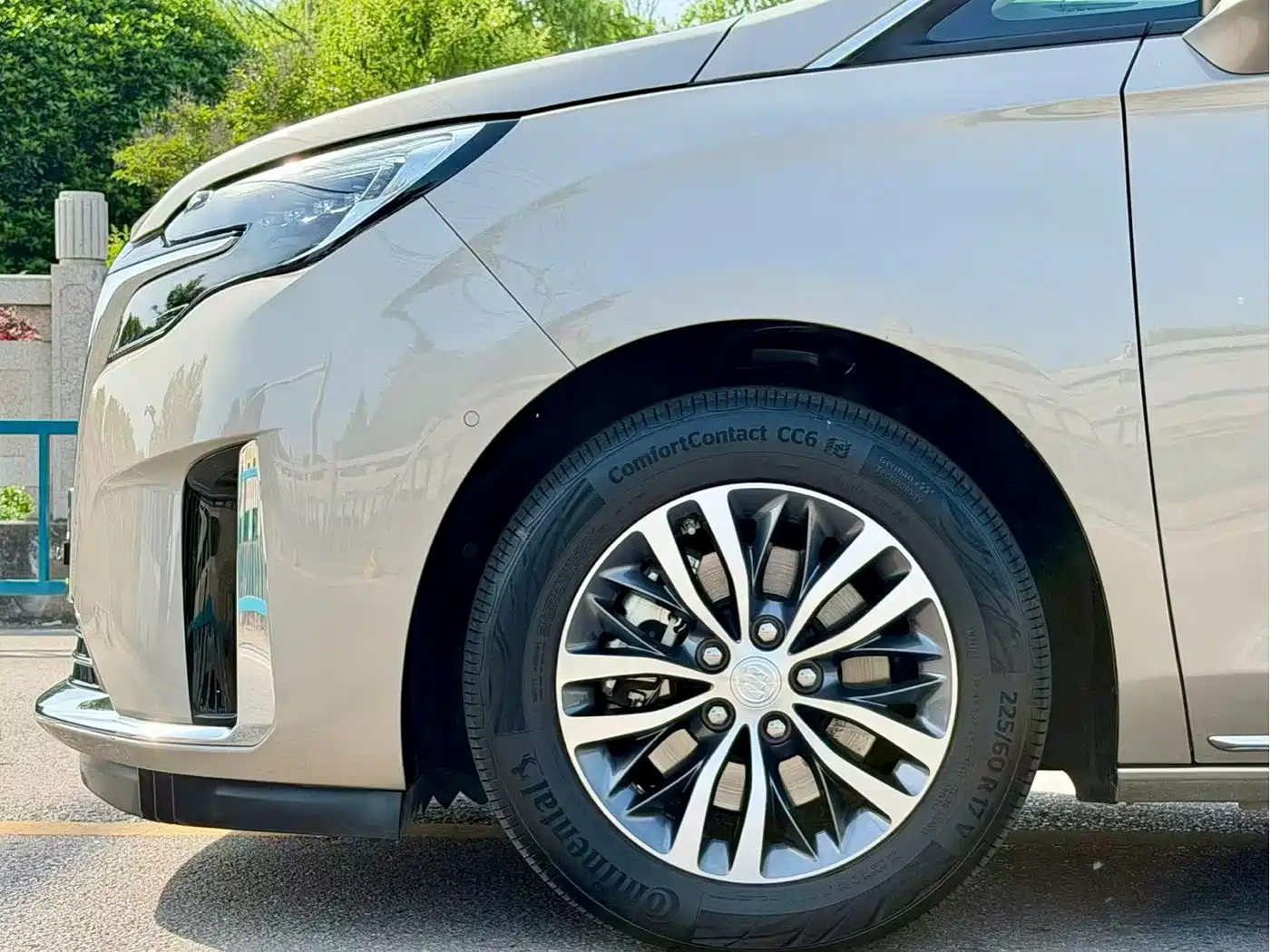 Buick GL8 2023 ES Landmaster Exclusive фото 8