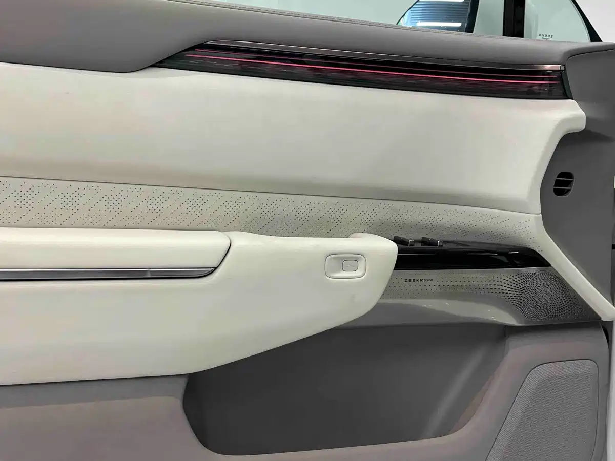 ZEEKR EXTREME KRYPTON 7X