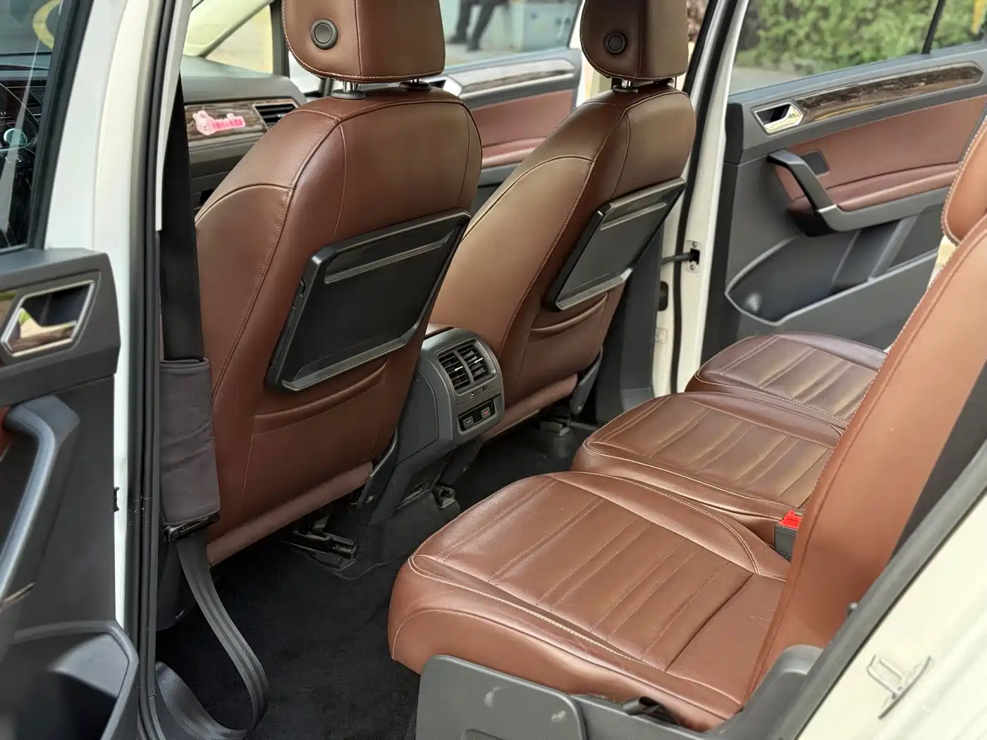 Volkswagen Touran 2016 Touran L 280TSI DSG Luxury фото 6