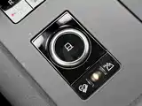Photo 13 - Land Rover Discovery