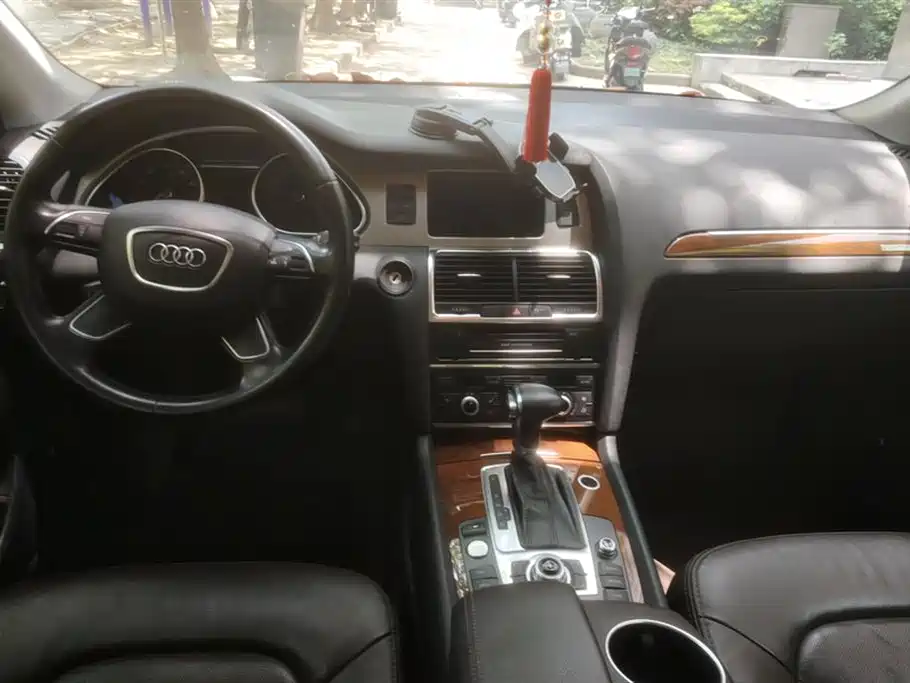 Audi Q7 2015 40 TFSI Classic Edition фото 12