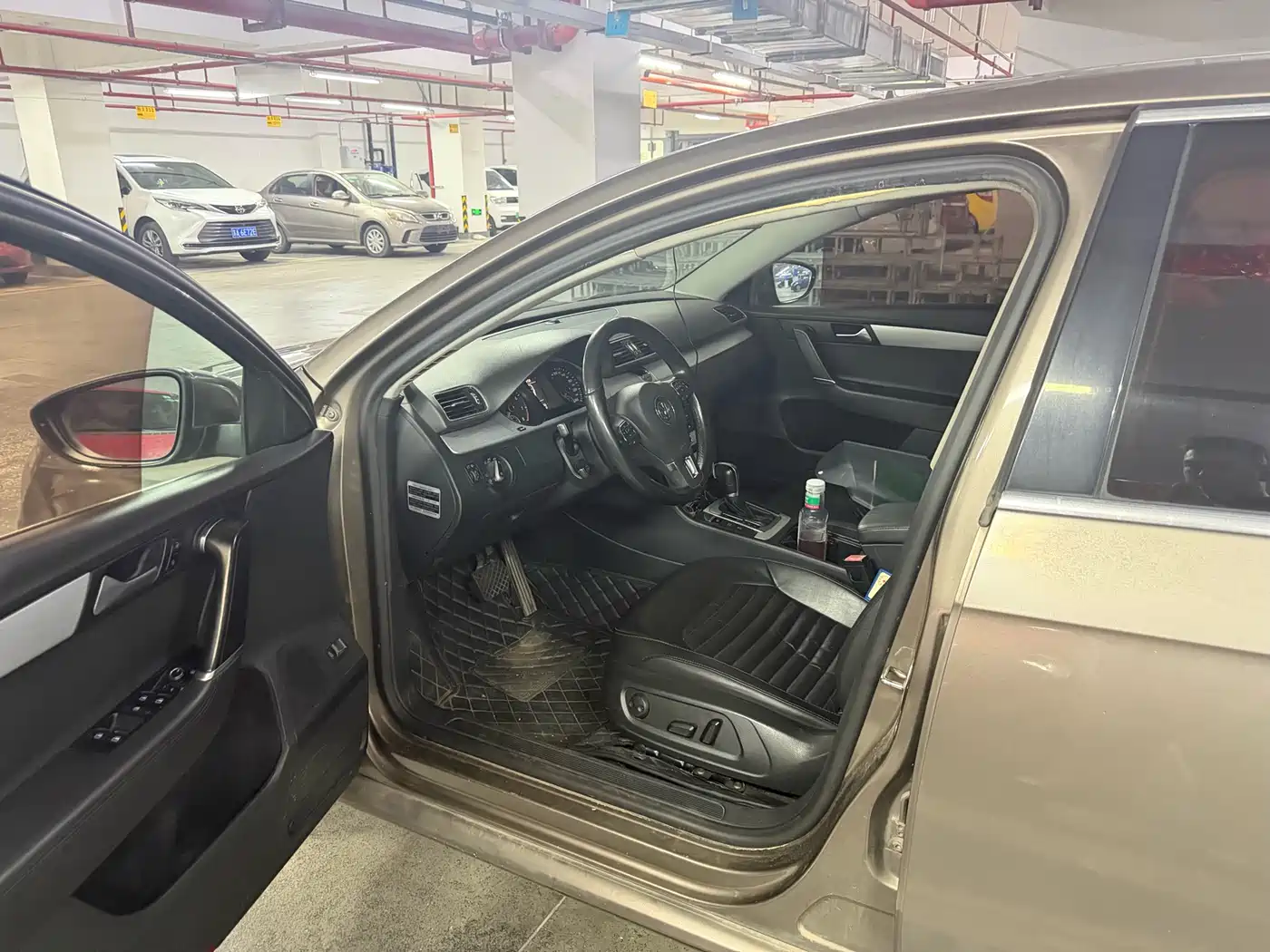Volkswagen Magotan 2015 1.8TSI Leading фото 8