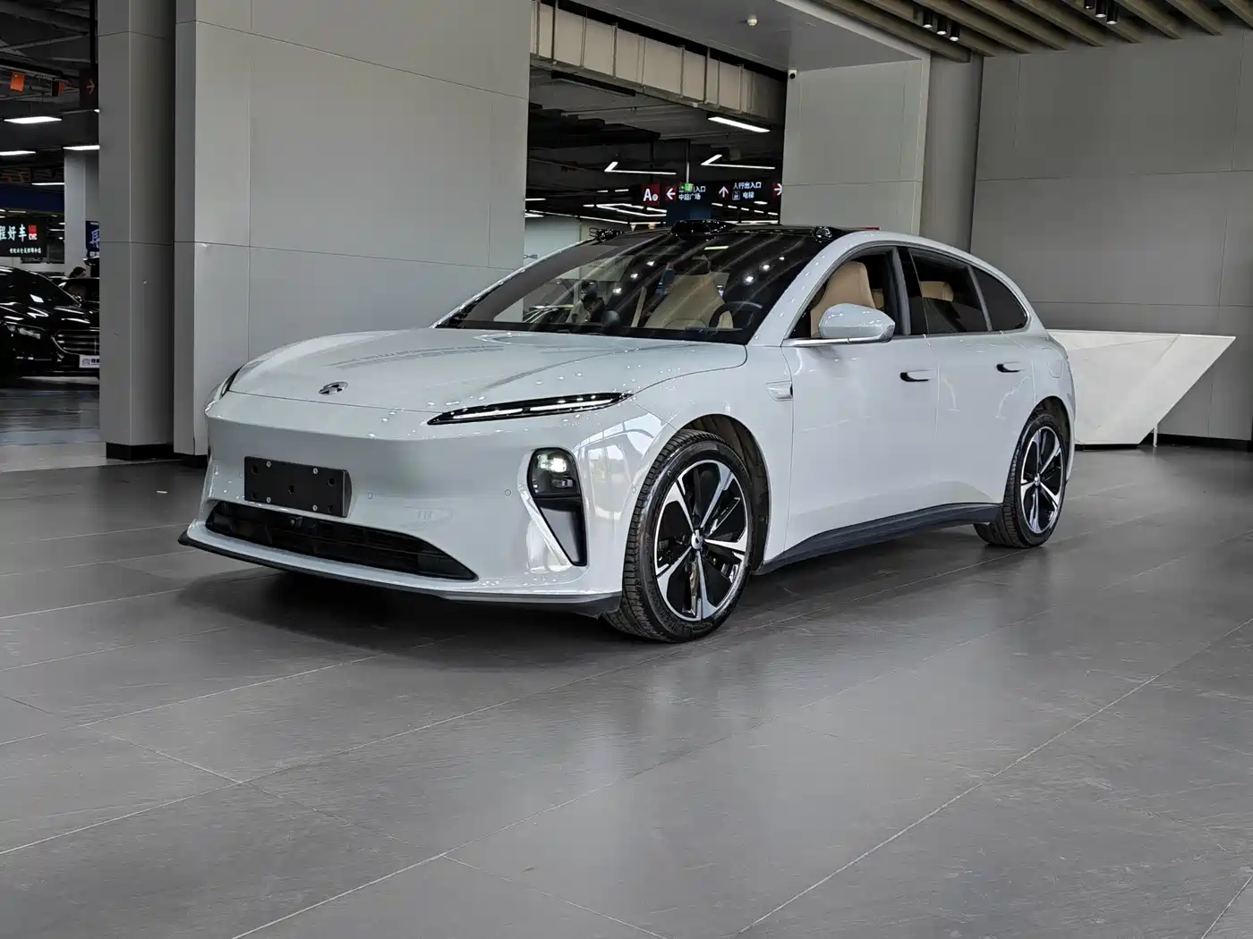 NIO ET5T 2024