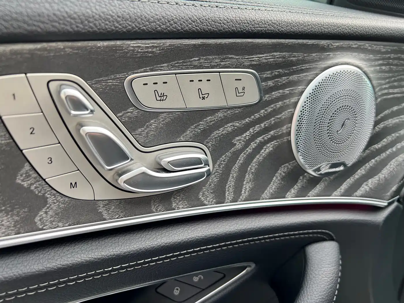 Mercedes-Benz E-Class 2021 E 300 L Sport Premium фото 10