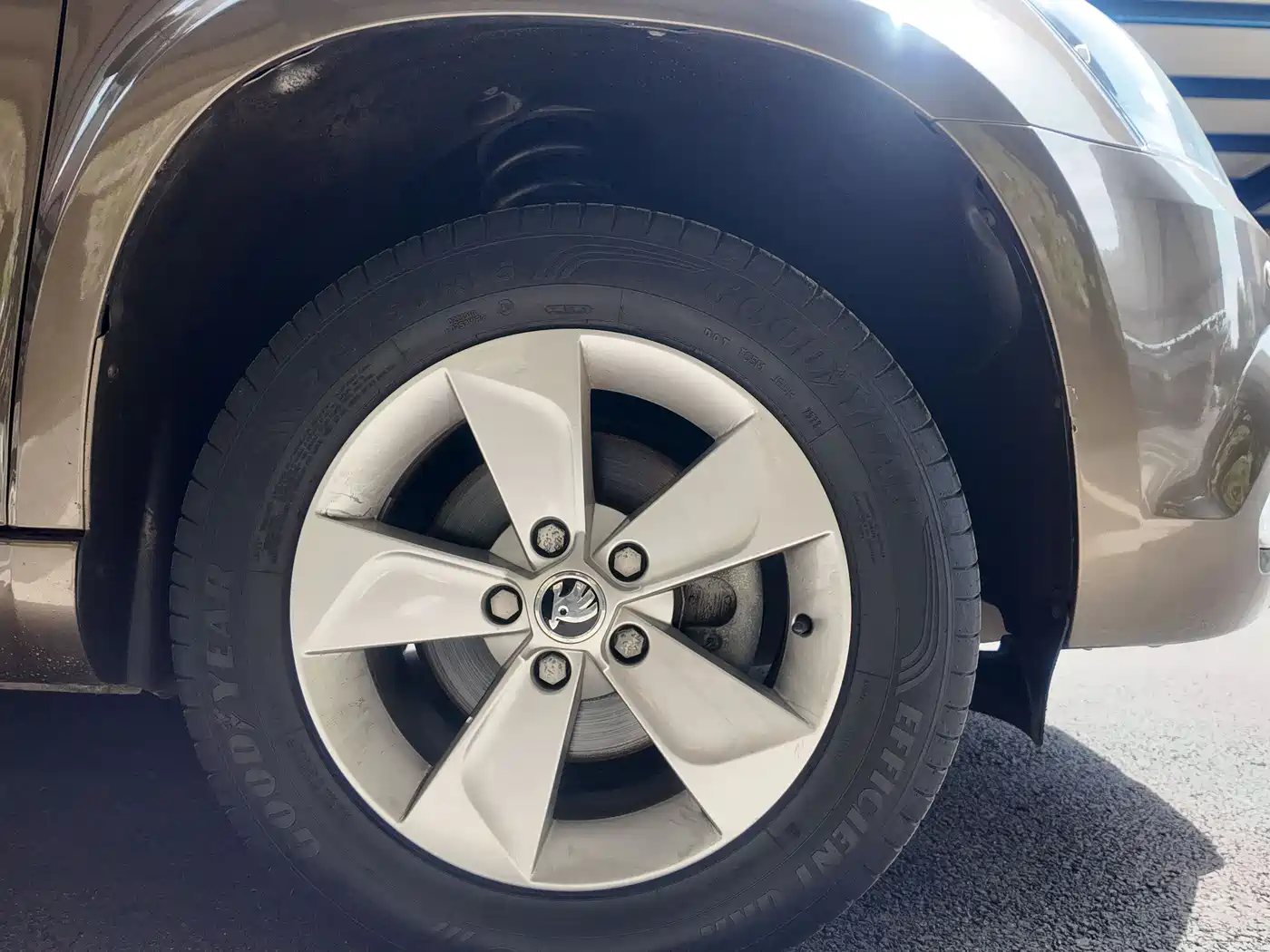 Škoda Yeti 2017 TSI280 DSG Advance фото 6