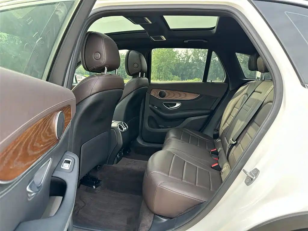 Mercedes-Benz GLC 2019 Model GLC 200 L 4MATIC фото 10