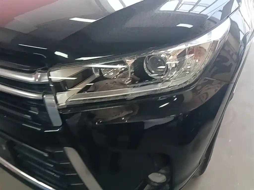 Toyota Highlander 2018 2.0T 4WD Premium 7-seater (China V) фото 24