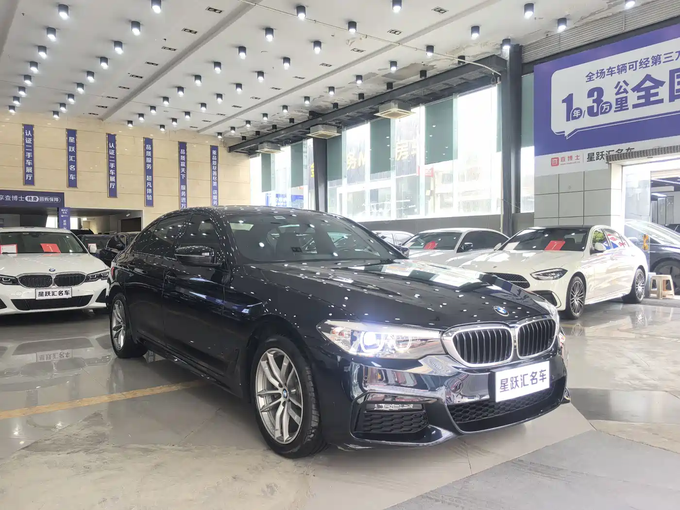 BMW 5 Series 2018 525Li M Sport Package фото 3