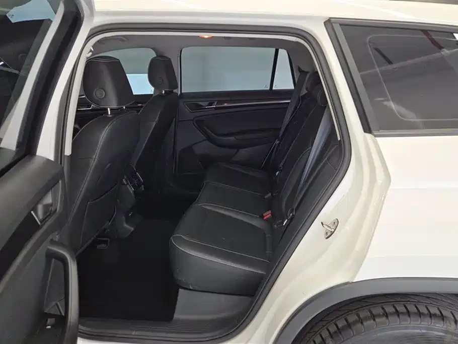 Škoda Kodiaq 2024 TSI330 5-Seat Front-Wheel Drive Power Edition фото 11