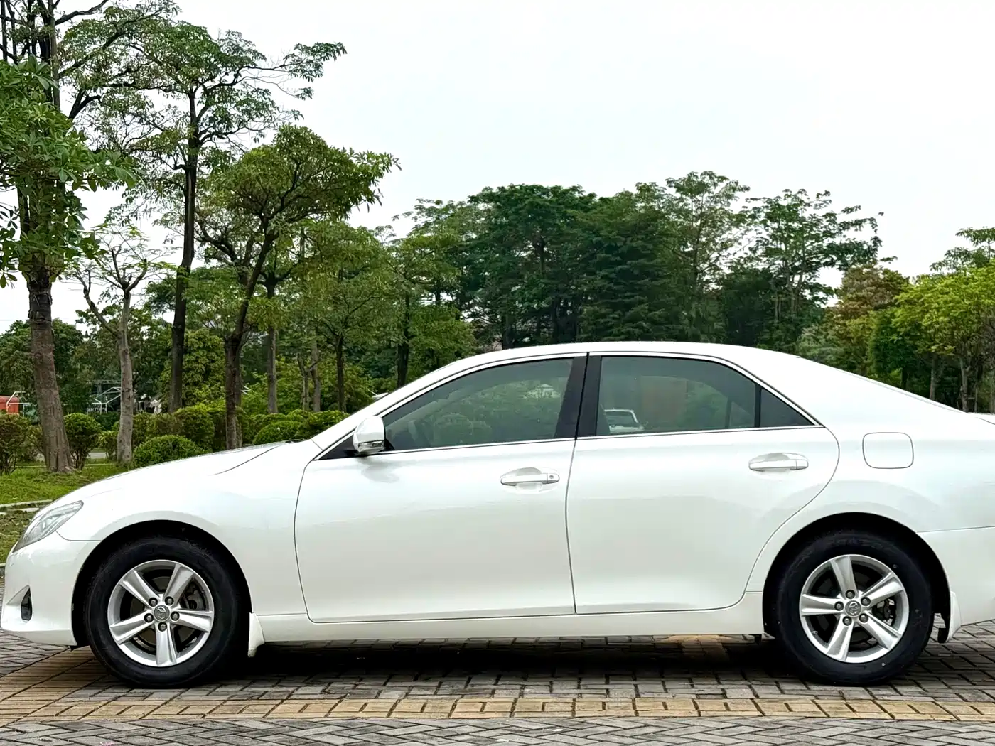 Toyota Reiz 2013 2.5S Elite Edition фото 7