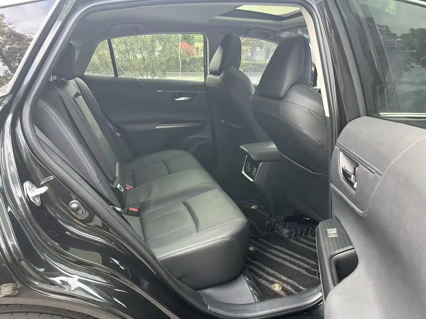 TOYOTA LING FANG HARRIER