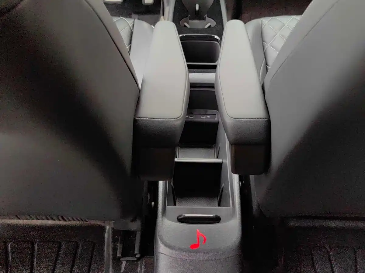 Volkswagen ID.3 2023 Pure Smart Edition фото 10